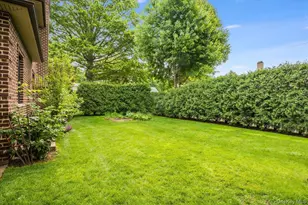 11 School St, East Williston, NY 11596 - Photo 33