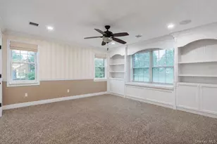 11 School St, East Williston, NY 11596 - Photo 17