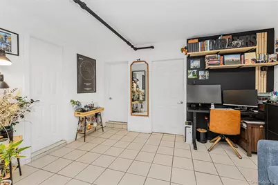 426 Calhoun Avenue, Bronx, NY 10465 - Photo 13