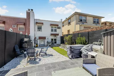 426 Calhoun Avenue, Bronx, NY 10465 - Photo 5