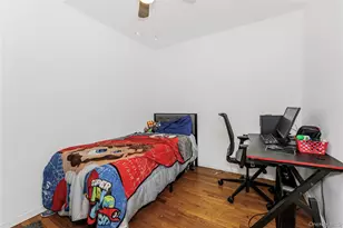 426 Calhoun Ave, Bronx, NY 10465 - Photo 17