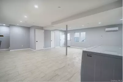 7036 70th Street, Glendale, NY 11385 - Photo 35