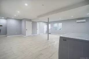 70-36 70th St, Glendale, NY 11385 - Photo 35