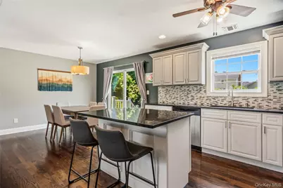 438 Richmond Boulevard, Ronkonkoma, NY 11779 - Photo 13