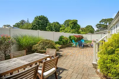 438 Richmond Boulevard, Ronkonkoma, NY 11779 - Photo 25