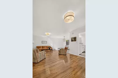 200 Lexington #1F, Oyster Bay, NY 11771 - Photo 3