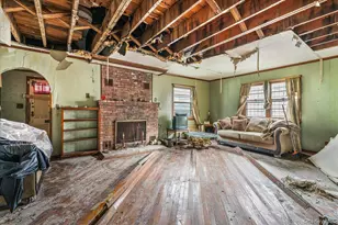 55 Andrews Ave, Roosevelt, NY 11575 - Photo 3