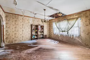 55 Andrews Ave, Roosevelt, NY 11575 - Photo 9