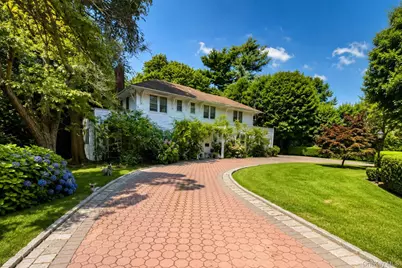 14 Clover Drive, Great Neck, NY 11021 - Photo 1