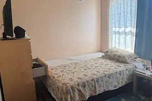 1-65 Commodore Cir W, Arverne, NY 11692 - Photo 23
