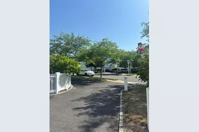 165 Commodore Circle W, Arverne, NY 11692 - Photo 5