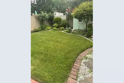 6730 215th Street, Oakland Gardens, NY 11364 - Photo 15