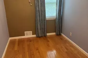 67-30 215th St, Oakland Gardens, NY 11364 - Photo 11