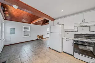 8 Eastern Concourse, Amityville, NY 11701 - Photo 9