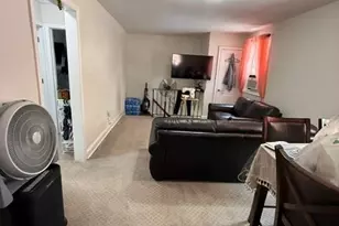 131-03 233 St Rd, Rosedale, NY 11422 - Photo 3
