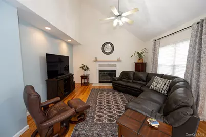 62 Meadowbrook Court, Patterson, NY 12563 - Photo 3