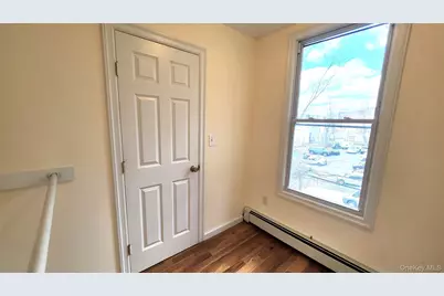 54 Herriot Street, Yonkers, NY 10701 - Photo 25