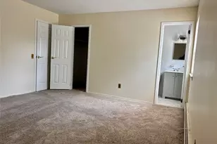 17 Alex Ln, Glen Cove, NY 11542 - Photo 19