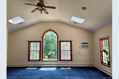17 Alex Lane, Glen Cove, NY 11542 - Photo 9