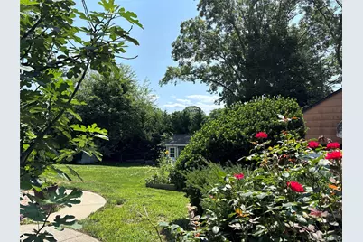 17 Alex Lane, Glen Cove, NY 11542 - Photo 7