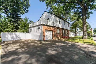 329 E Euclid Street, Valley Stream, NY 11580 - Photo 1