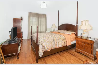 2803 Gunther Avenue, Bronx, NY 10469 - Photo 9