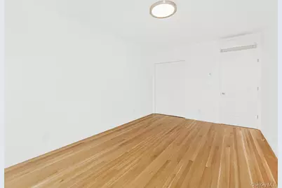 2803 Gunther Avenue, Bronx, NY 10469 - Photo 19