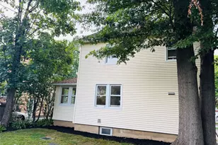 29 Roosevelt St, Glen Cove, NY 11542 - Photo 5