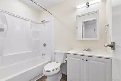 1000 9th Street #L97, Greenport, NY 11944 - Photo 13
