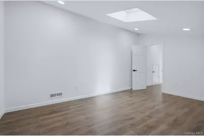 83 Smith Road, Poughkeepsie, NY 12603 - Photo 29