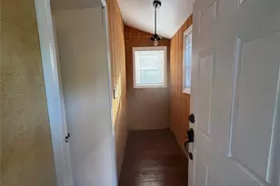 24 8th Ave, Sea Cliff, NY 11579 - Photo 27