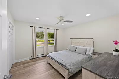 126 Holiday Boulevard, Center Moriches, NY 11934 - Photo 19