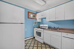 138 Spring St, Massapequa, NY 11758 - Photo 35
