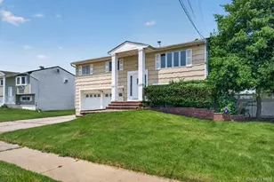 138 Spring St, Massapequa, NY 11758 - Photo 3