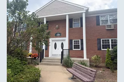 338 Lakeland Avenue #6 E, Sayville, NY 11782 - Photo 3