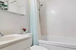 13624 Maple Ave, Flushing, NY 11355 - Photo 7