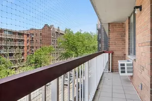13624 Maple Ave, Flushing, NY 11355 - Photo 9