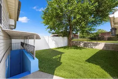 10469 Springfield Boulevard, Queens Village, NY 11429 - Photo 7
