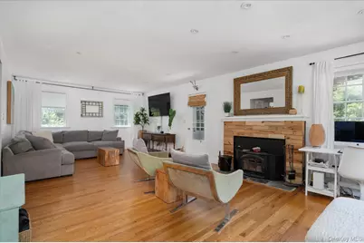 58 Elwood Road, Northport, NY 11768 - Photo 3