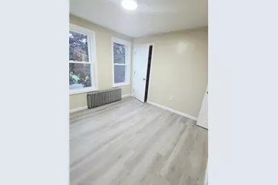 15 Lawson Street, Hempstead, NY 11550 - Photo 5
