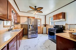 158 Cottage St, Middletown, NY 10940 - Photo 13
