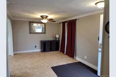 396 Birchwood Road, Medford, NY 11763 - Photo 7