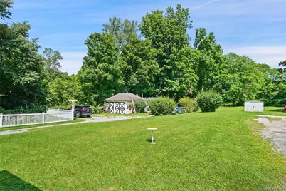 132 Oregon Road, Cortlandt Manor, NY 10567 - Photo 17