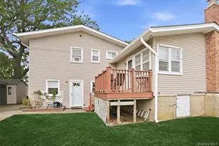 228 Island Pkwy W, Island Park, NY 11558 - Photo 29
