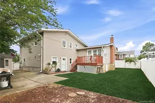 228 Island Pkwy W, Island Park, NY 11558 - Photo 33