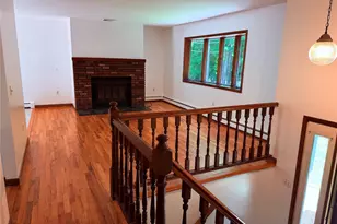 126 Carter Rd, Pleasant Valley, NY 12569 - Photo 3
