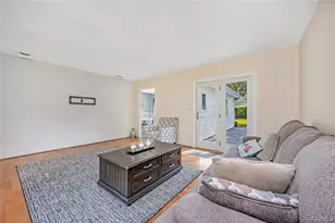 42 Pine Acre Dr, Smithtown, NY 11787 - Photo 15