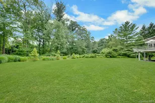 107 Holly Pl, Briarcliff Manor, NY 10510 - Photo 33
