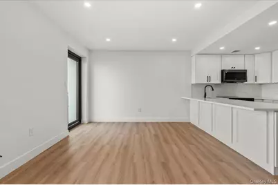 100 Broadway W #4T, Long Beach, NY 11561 - Photo 11