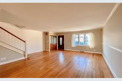 166-66 22nd Avenue, Whitestone, NY 11357 - Photo 9